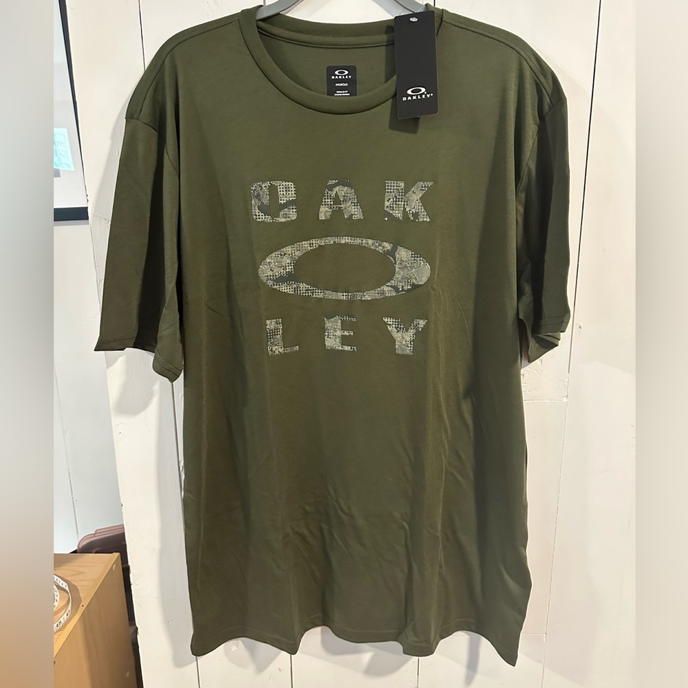 NWT Oakley Olive Green Graphic Tee, Size XXL
